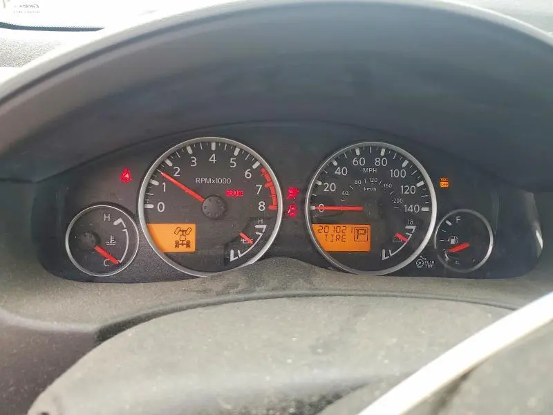 2011 NISSAN PATHFINDER S  