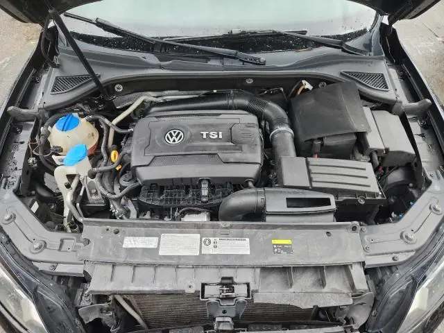 2015 VOLKSWAGEN PASSAT SE