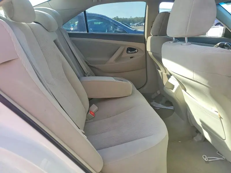 2010 TOYOTA CAMRY BASE  