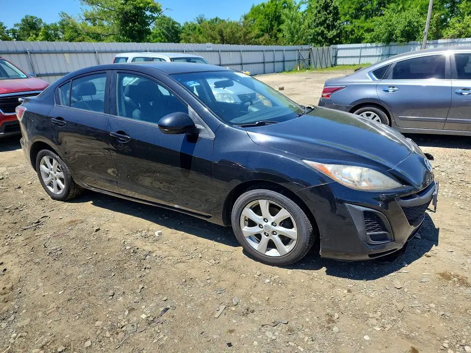 2010 MAZDA 3 I  