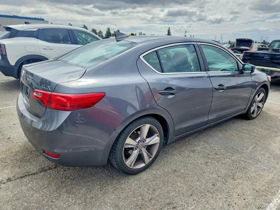 2014 ACURA ILX 20 TECH  