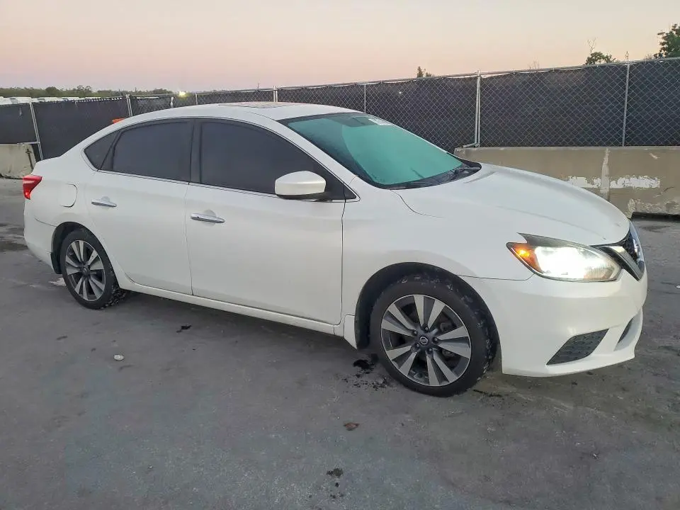 2019 NISSAN SENTRA SV  