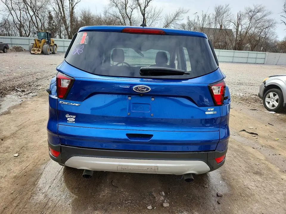 2019 FORD ESCAPE SE  