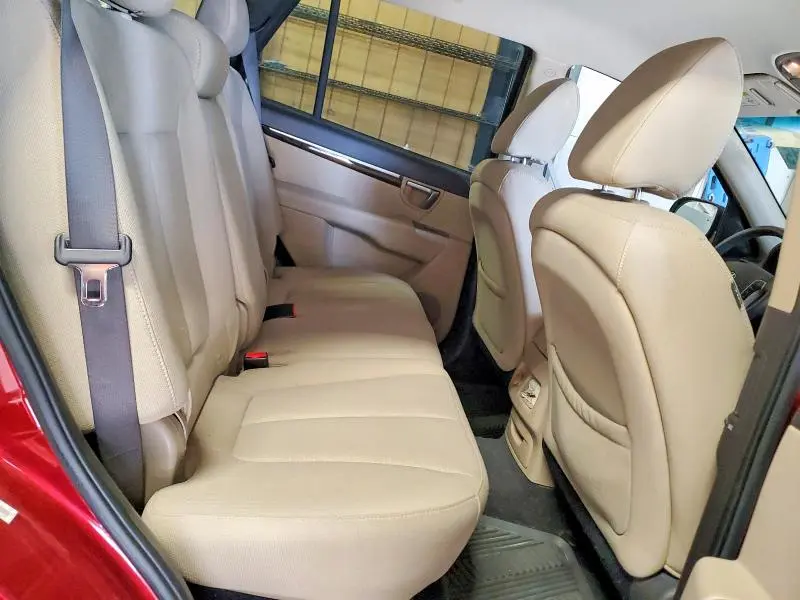 2010 HYUNDAI SANTA FE GLS  