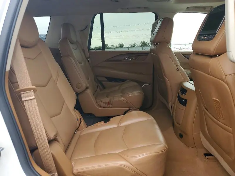 2016 CADILLAC ESCALADE PLATINUM  