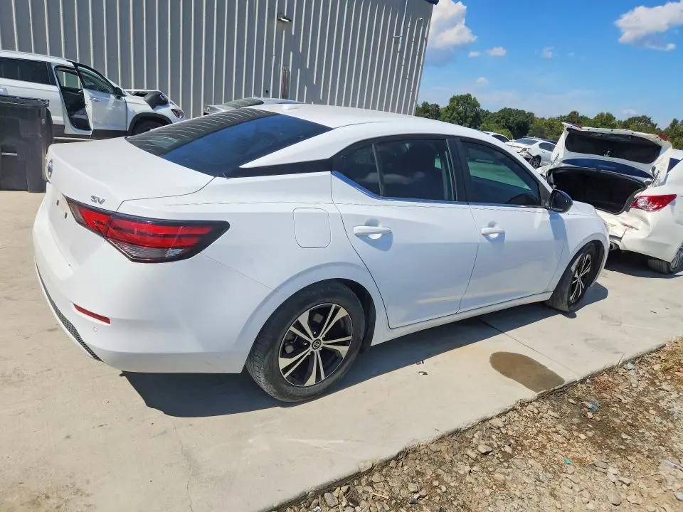 2021 NISSAN SENTRA SV  