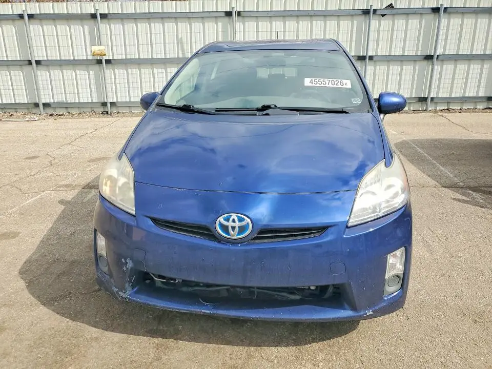 2011 TOYOTA PRIUS THREE  