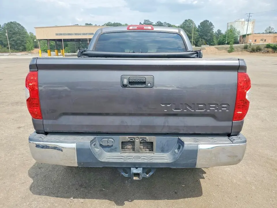2021 TOYOTA TUNDRA CREWMAX SR5  
