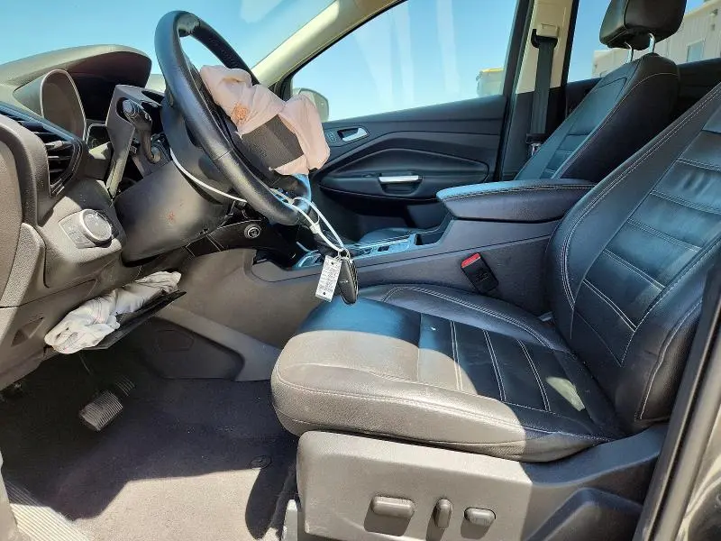 2017 FORD ESCAPE TITANIUM  
