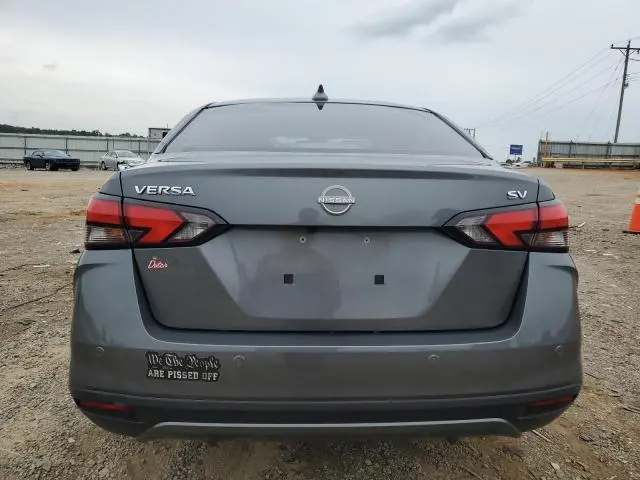 2024 NISSAN VERSA SV  