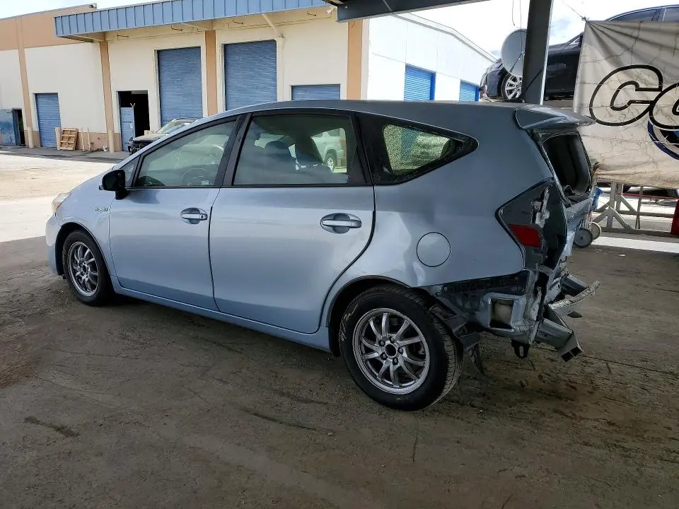 2015 TOYOTA PRIUS V FOUR  