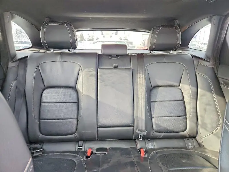 2017 JAGUAR F-PACE R - SPORT  