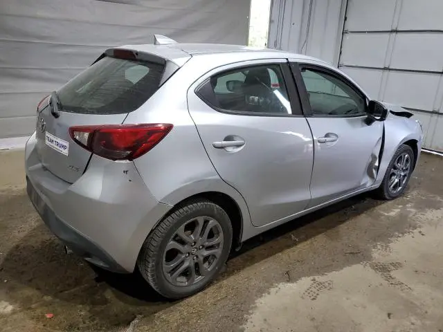 2020 TOYOTA YARIS LE  
