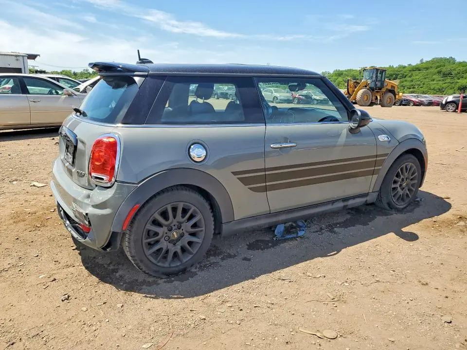 2015 MINI COOPER S  