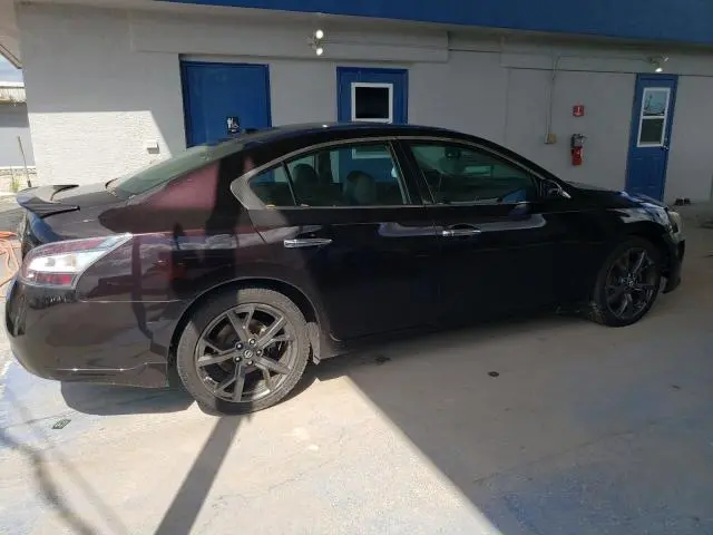 2014 NISSAN MAXIMA S  