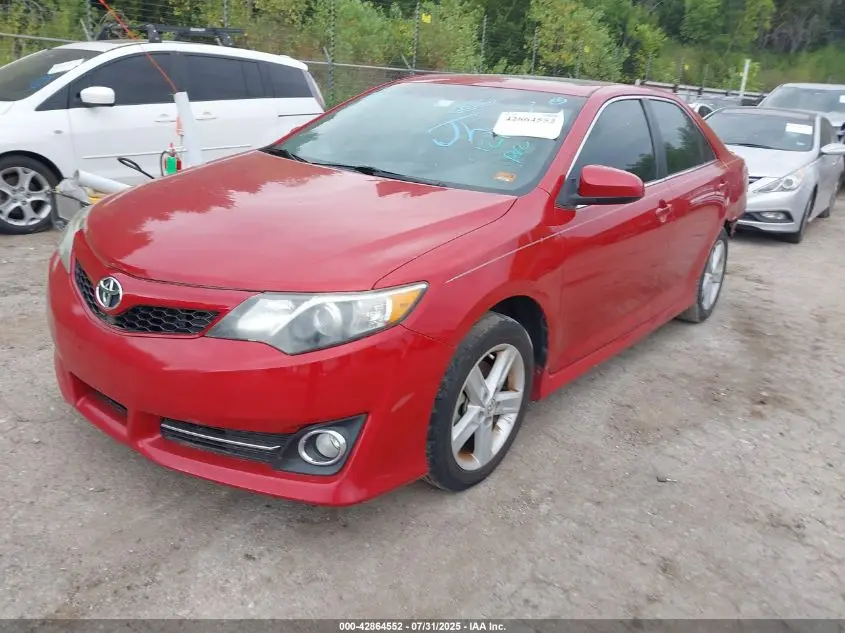 2012 TOYOTA CAMRY SE
