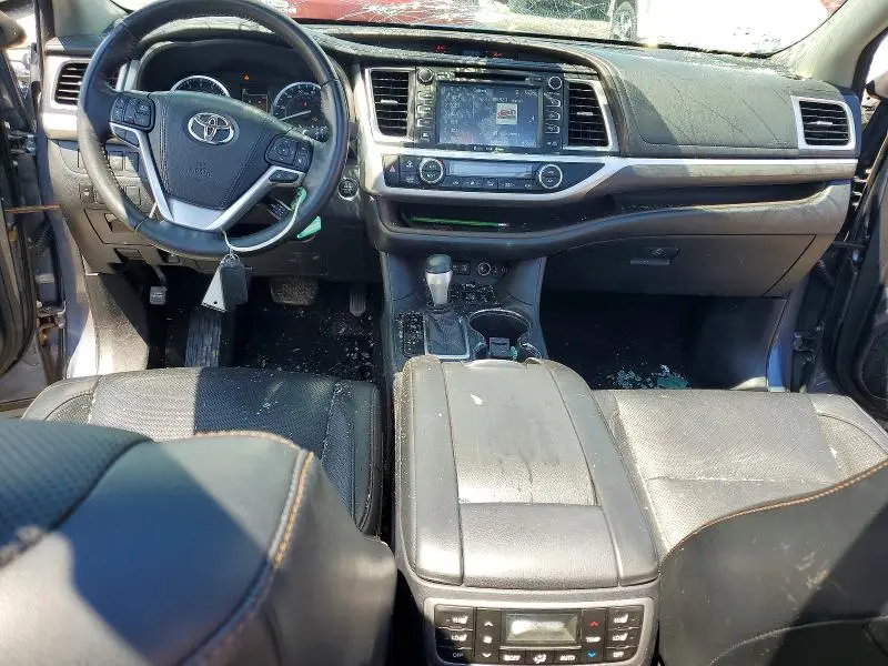 2018 TOYOTA HIGHLANDER LIMITED  