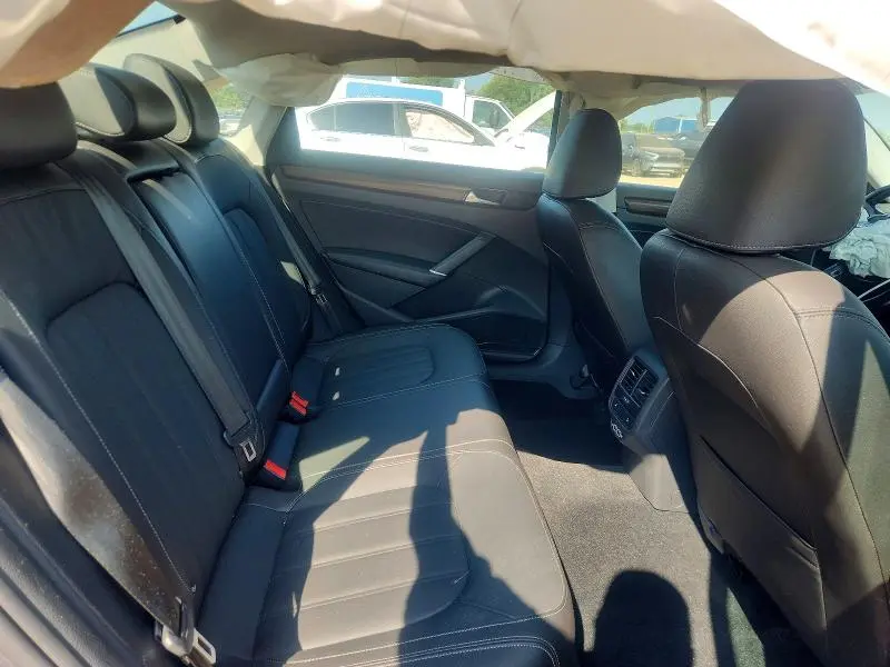 2020 VOLKSWAGEN PASSAT SEL  