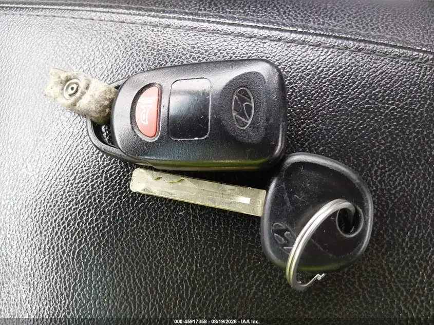 2012 HYUNDAI SONATA GLS