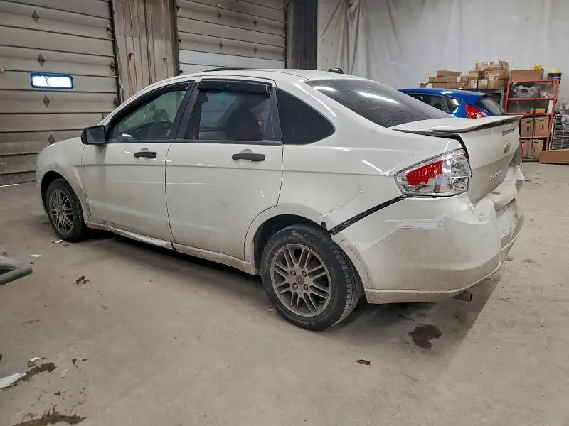 2010 FORD FOCUS SE  