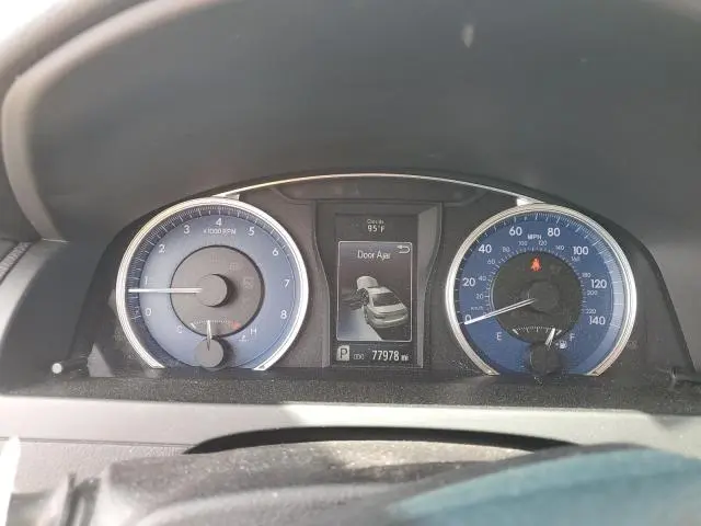 2016 TOYOTA CAMRY LE  