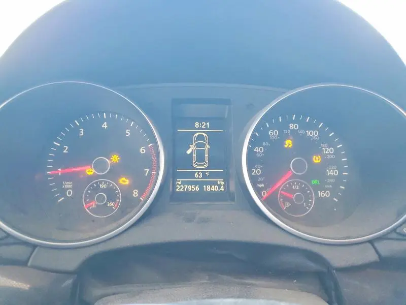 2014 VOLKSWAGEN JETTA S  