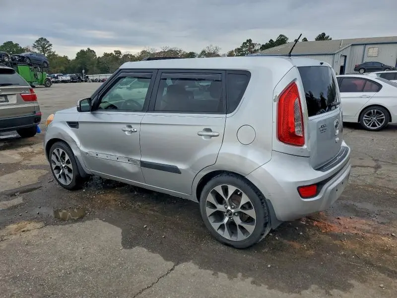2012 KIA SOUL +  