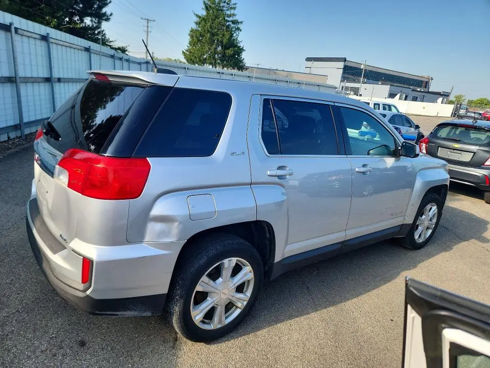 2017 GMC TERRAIN SLE  