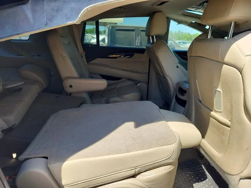 2015 CADILLAC ESCALADE LUXURY  