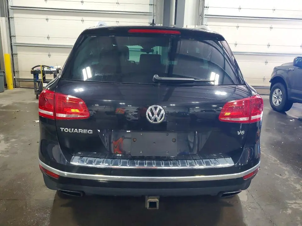 2017 VOLKSWAGEN TOUAREG WOLFSBURG  