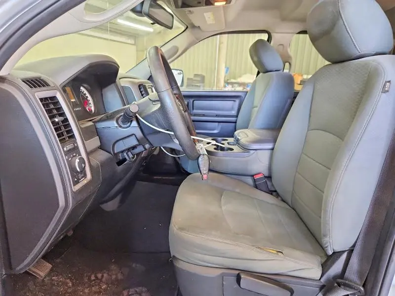 2014 RAM 1500 ST  