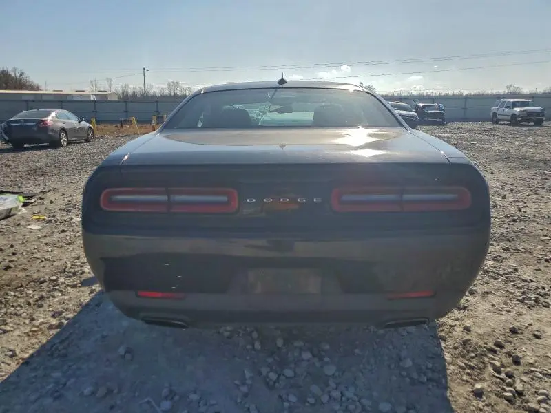2016 DODGE CHALLENGER SXT  