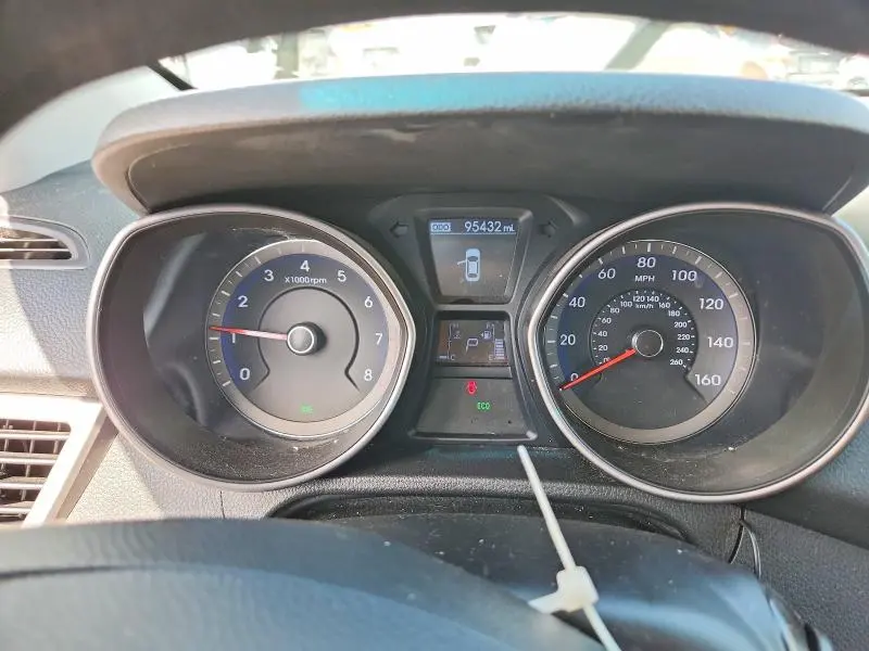 2016 HYUNDAI ELANTRA GT BASE  