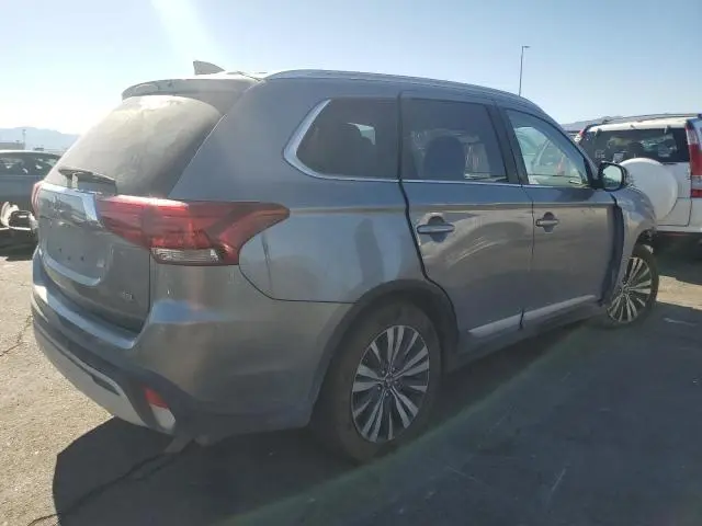 2020 MITSUBISHI OUTLANDER SE  