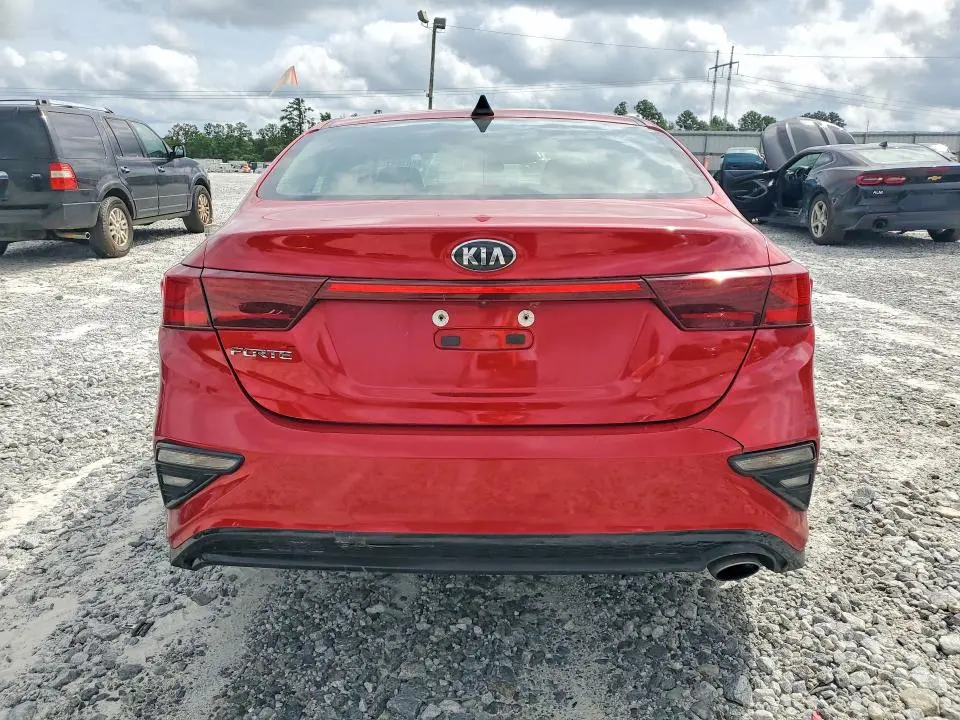 2019 KIA FORTE LXS  