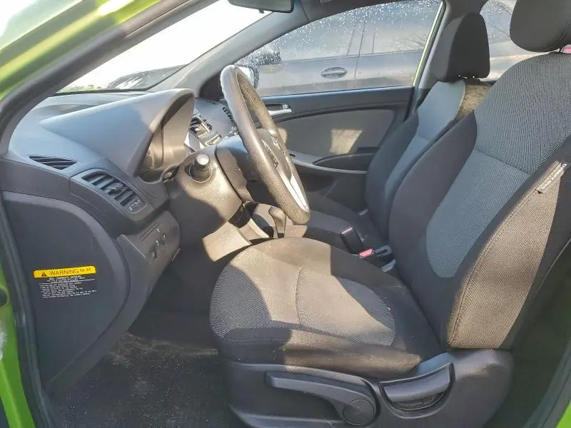 2012 HYUNDAI ACCENT GLS  