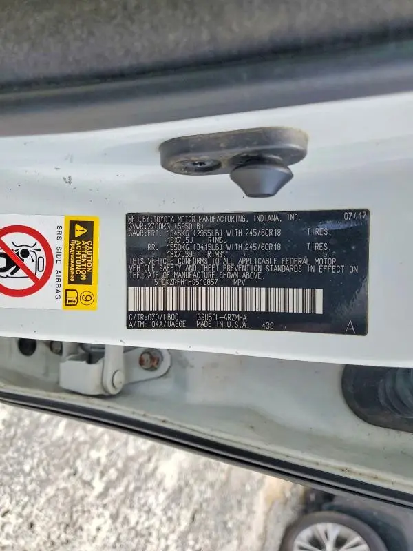 2017 TOYOTA HIGHLANDER XLE  