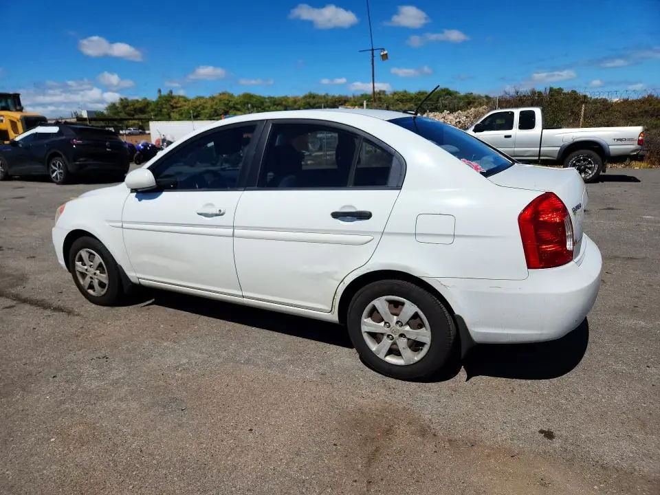 2010 HYUNDAI ACCENT GLS  