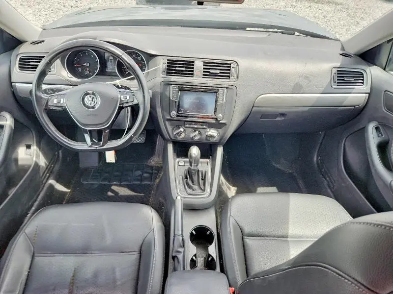 2018 VOLKSWAGEN JETTA SE  