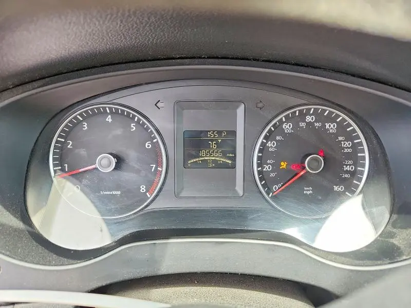 2012 VOLKSWAGEN JETTA SE  