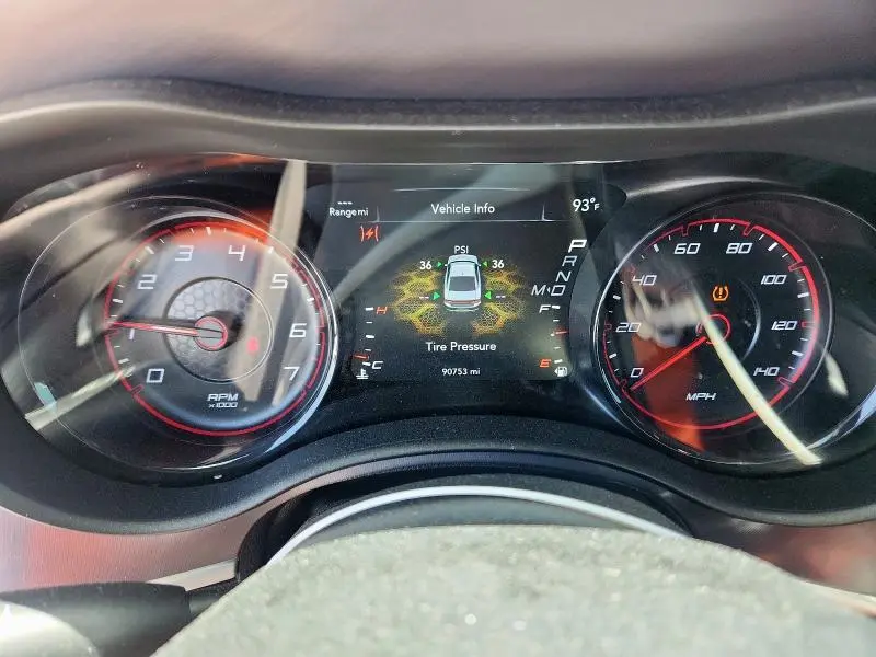 2019 DODGE CHARGER SXT  