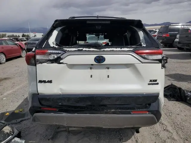 2020 TOYOTA RAV4 XSE