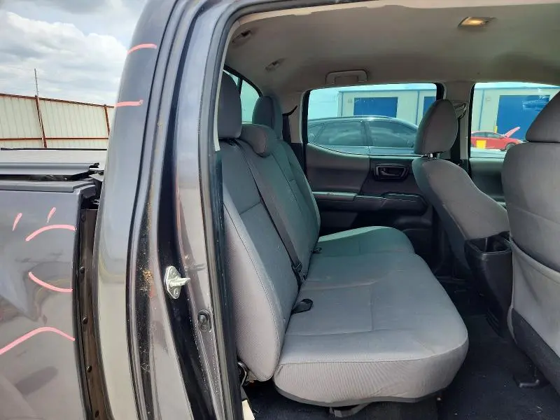 2018 TOYOTA TACOMA SR  