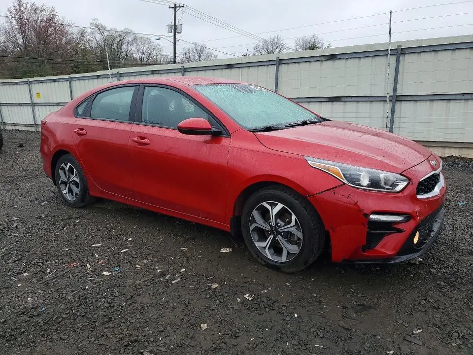 2021 KIA FORTE LXS  