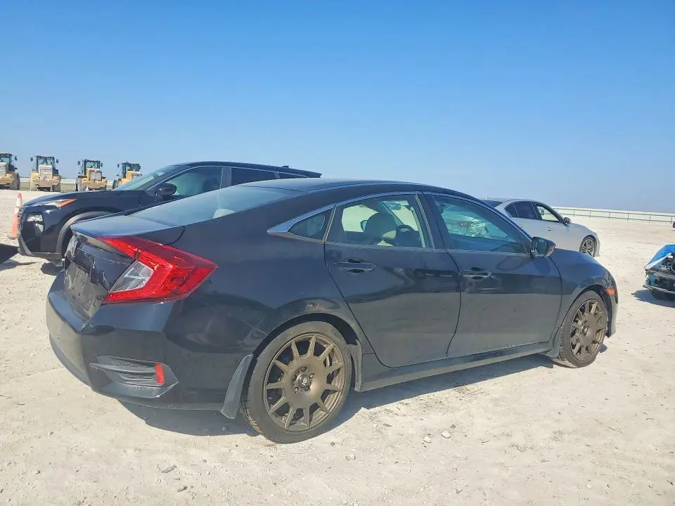 2018 HONDA CIVIC LX  