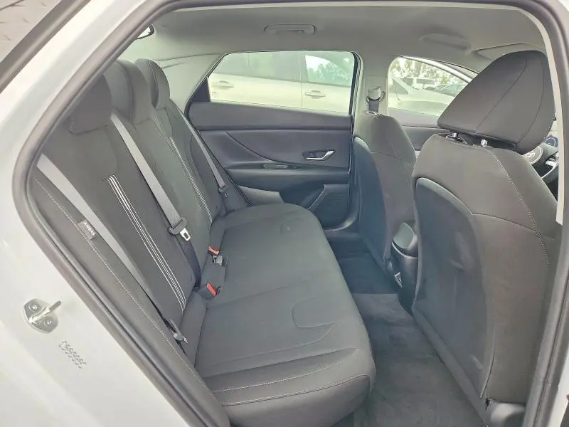 2024 HYUNDAI ELANTRA BLUE  