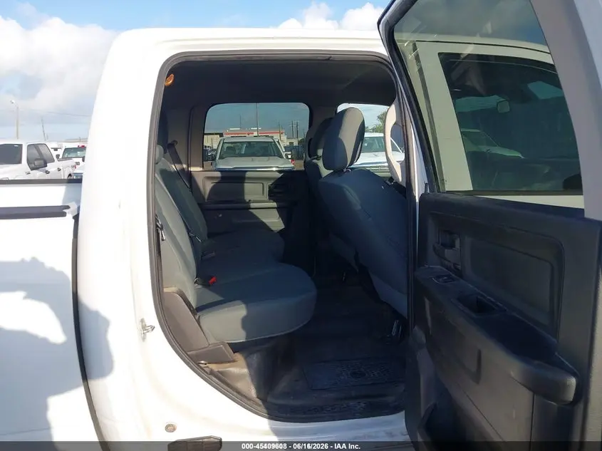 2020 RAM 1500 CLASSIC TRADESMAN  4X2 5'7 BOX