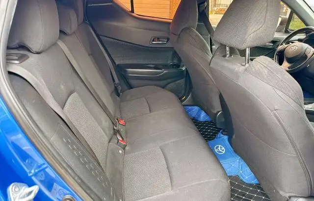 2018 TOYOTA C-HR XLE