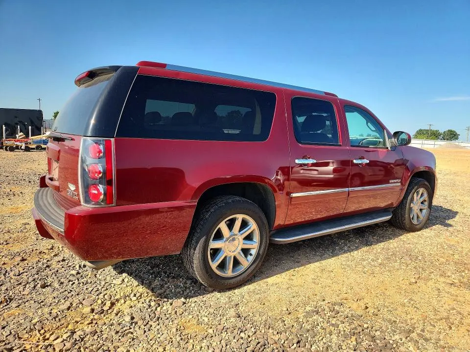 2010 GMC YUKON XL DENALI  