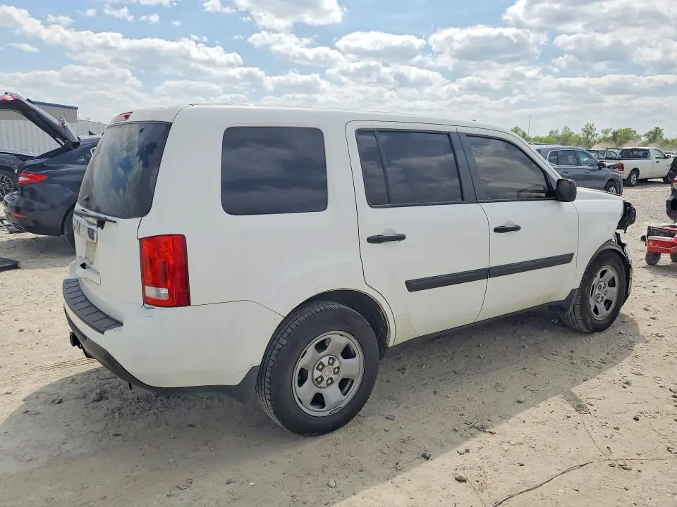 2015 HONDA PILOT LX  
